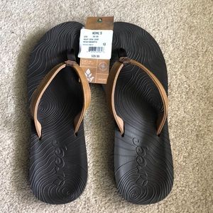 Reef Zen Love Women’s Sandals